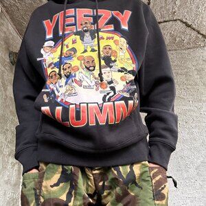 Yeezy hoodie basketball